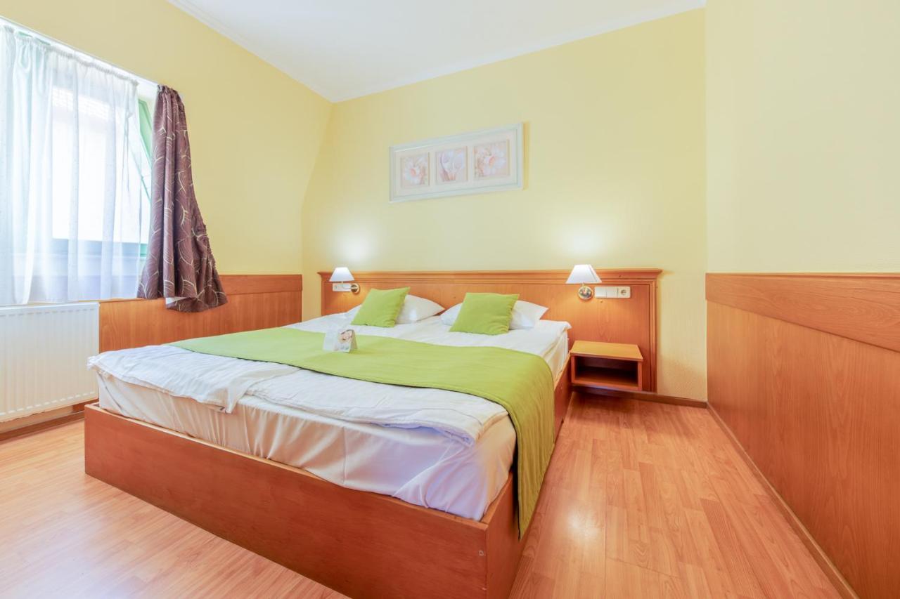 Holiday Club Apartman Hotel Hévíz Eksteriør billede